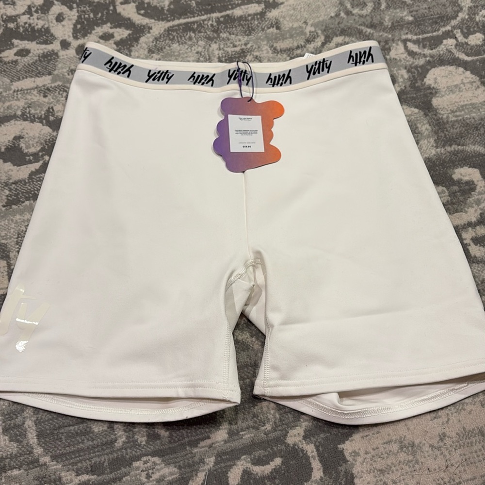 Yitty high waist short